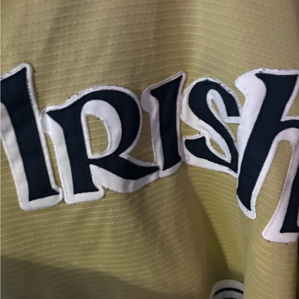 Notre Dame number 9 hockey jersey 
Xlg mens - Picture 2 of 9